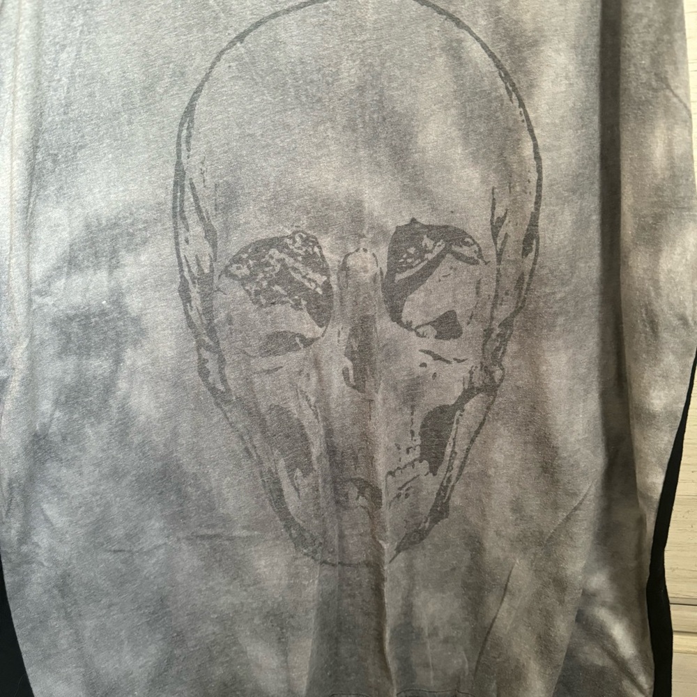 Blue Crown Skull Tank - Picture 2 of 4